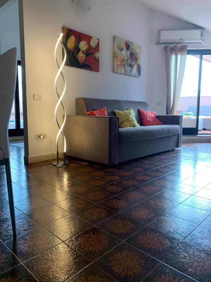 Dany'S House Villa Monopoli Bagian luar foto