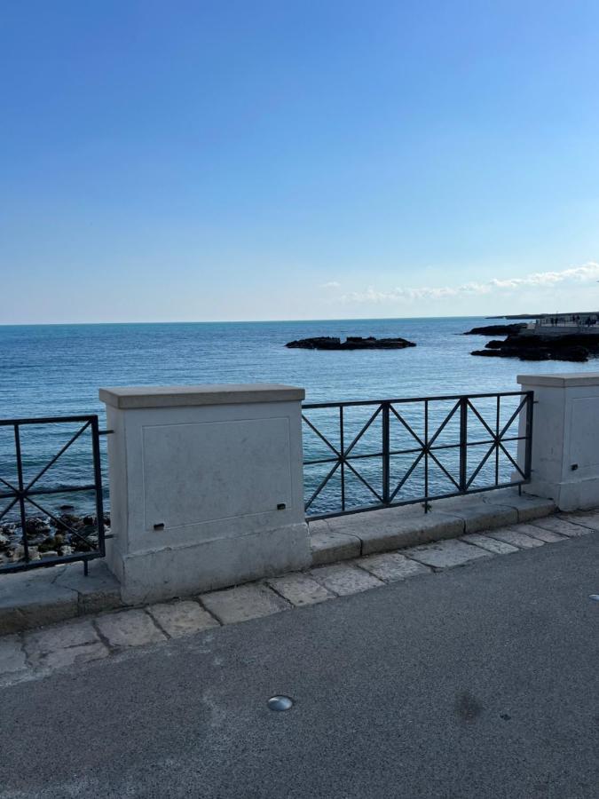 Dany'S House Villa Monopoli Bagian luar foto